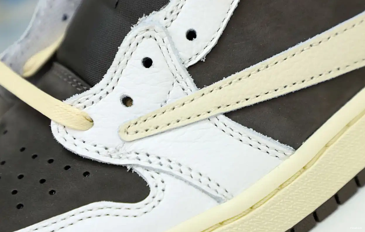 MOCHA X SCOTT 1 JORDAN TRAVIS OG AIR REVERSE LOW 0619